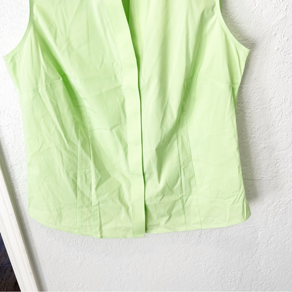 Foxcroft Top Women's 10 Taylor Sleeveless Button Down Tank Preppy NWT $79 - Picture 4 of 7